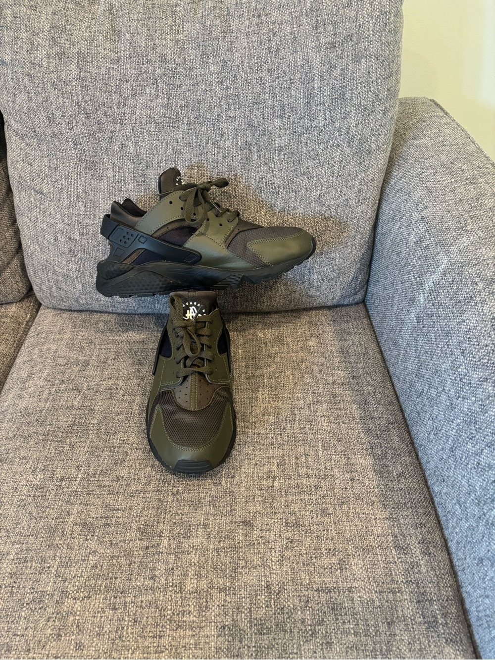 Nike Air Huarache Olive Green and Black Men's Sneakers
